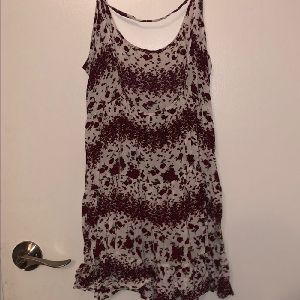 Dress - Picture 3 of 4
